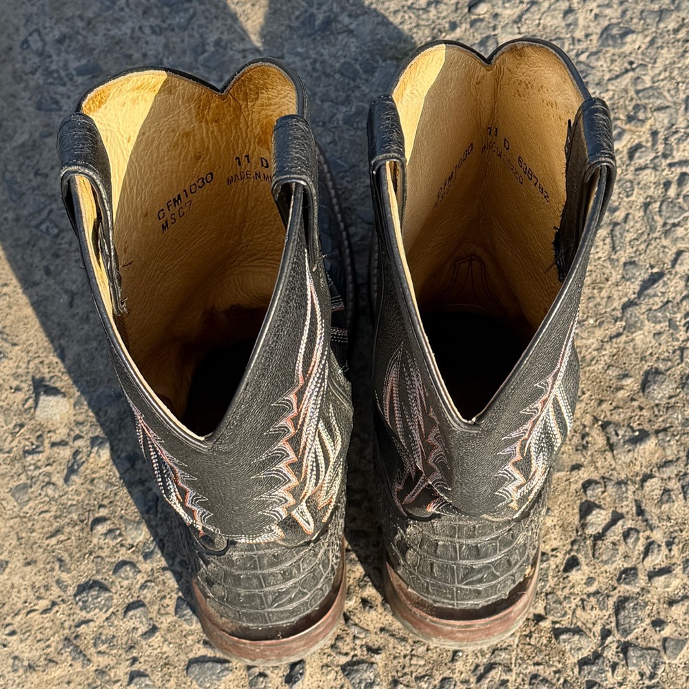 Cinch Black and Brown Western Boots - Picture 4 of 9